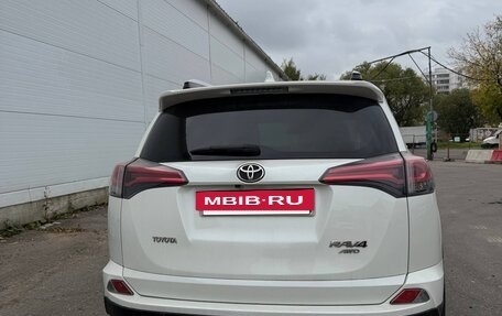 Toyota RAV4, 2017 год, 2 699 000 рублей, 3 фотография
