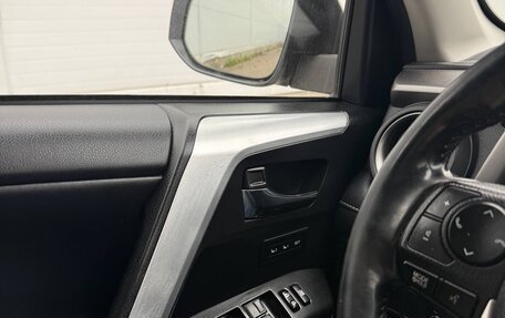 Toyota RAV4, 2017 год, 2 699 000 рублей, 17 фотография