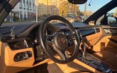 Porsche Macan I рестайлинг, 2017 год, 3 100 000 рублей, 6 фотография
