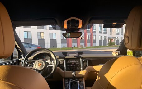 Porsche Macan I рестайлинг, 2017 год, 3 100 000 рублей, 7 фотография