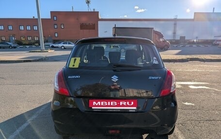 Suzuki Swift IV рестайлинг, 2011 год, 690 000 рублей, 2 фотография