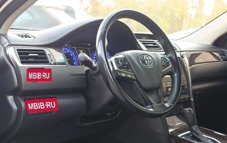 Toyota Camry, 2017 год, 2 099 000 рублей, 11 фотография
