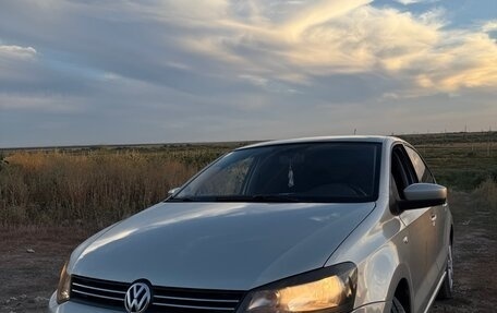 Volkswagen Polo VI (EU Market), 2010 год, 650 000 рублей, 1 фотография