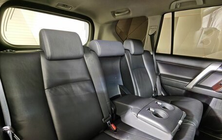 Toyota Land Cruiser Prado 150 рестайлинг, 2013 год, 2 649 000 рублей, 17 фотография