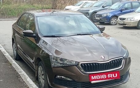 Skoda Rapid II, 2021 год, 1 270 000 рублей, 2 фотография
