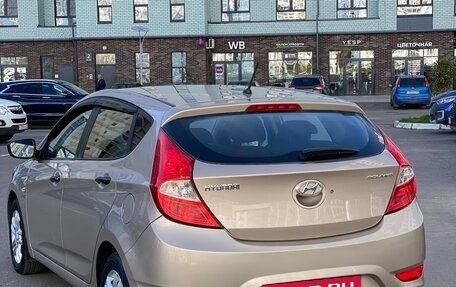 Hyundai Solaris II рестайлинг, 2012 год, 820 000 рублей, 7 фотография