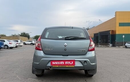 Renault Sandero I, 2011 год, 500 000 рублей, 4 фотография