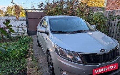 KIA Rio III рестайлинг, 2012 год, 880 000 рублей, 2 фотография