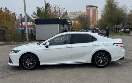 Toyota Camry, 2023 год, 3 200 000 рублей, 4 фотография