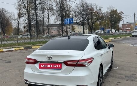 Toyota Camry, 2023 год, 3 200 000 рублей, 6 фотография