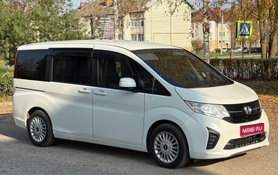 Honda Stepwgn IV рестайлинг, 2017 год, 1 600 000 рублей, 1 фотография