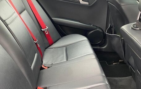 Mercedes-Benz C-Класс, 2011 год, 1 300 000 рублей, 14 фотография