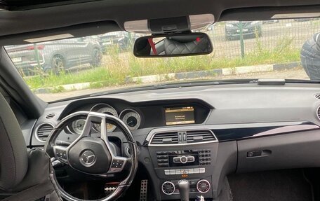 Mercedes-Benz C-Класс, 2011 год, 1 300 000 рублей, 18 фотография