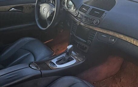 Mercedes-Benz E-Класс, 2004 год, 1 200 000 рублей, 5 фотография