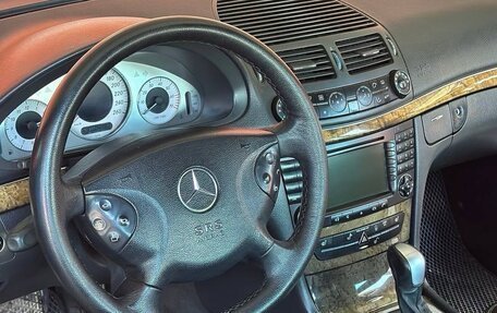 Mercedes-Benz E-Класс, 2004 год, 1 200 000 рублей, 6 фотография