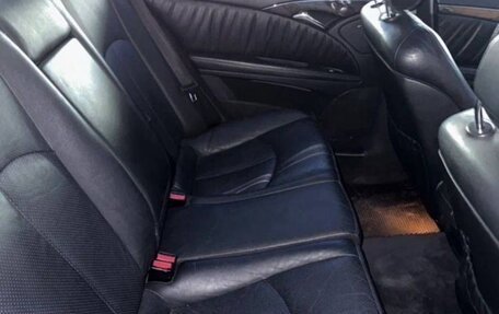 Mercedes-Benz E-Класс, 2004 год, 1 200 000 рублей, 8 фотография