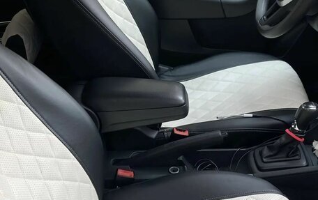 Skoda Rapid I, 2016 год, 1 100 000 рублей, 2 фотография