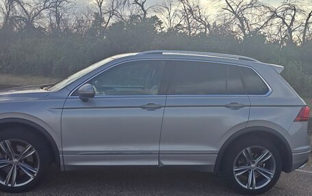 Volkswagen Tiguan II, 2018 год, 2 950 000 рублей, 10 фотография