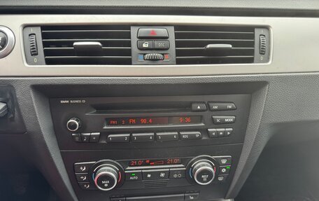 BMW 3 серия, 2007 год, 650 000 рублей, 12 фотография