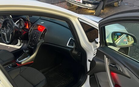 Opel Astra J, 2013 год, 770 000 рублей, 13 фотография