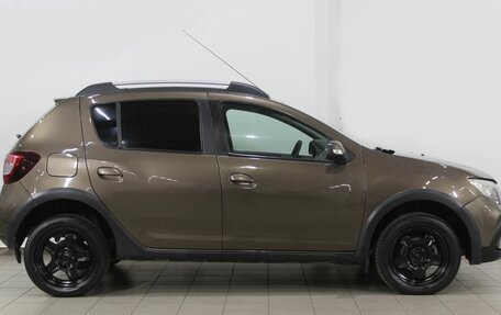 Renault Sandero II рестайлинг, 2020 год, 999 000 рублей, 4 фотография