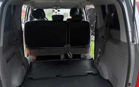 Hyundai H-1 II рестайлинг, 2014 год, 1 850 000 рублей, 9 фотография