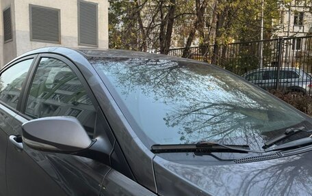 Hyundai Solaris II рестайлинг, 2013 год, 750 000 рублей, 3 фотография