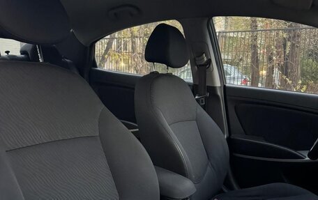 Hyundai Solaris II рестайлинг, 2013 год, 750 000 рублей, 9 фотография
