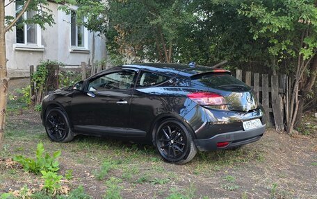 Renault Megane III рестайлинг, 2010 год, 630 000 рублей, 3 фотография