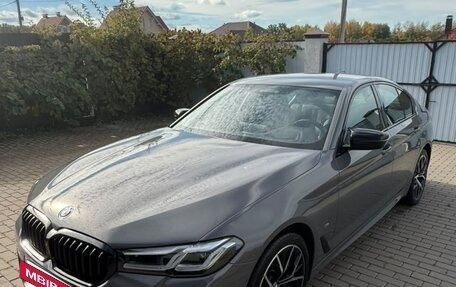 BMW 5 серия, 2021 год, 6 399 999 рублей, 2 фотография