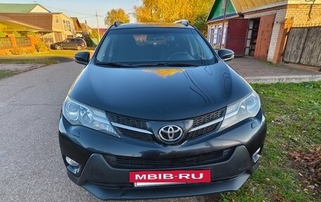 Toyota RAV4, 2013 год, 1 390 000 рублей, 2 фотография