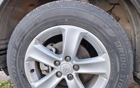 Toyota RAV4, 2013 год, 1 390 000 рублей, 10 фотография