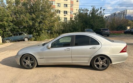 Mercedes-Benz C-Класс, 2003 год, 600 000 рублей, 8 фотография