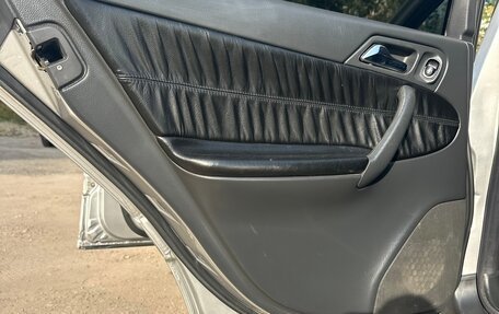 Mercedes-Benz C-Класс, 2003 год, 600 000 рублей, 7 фотография