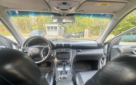 Mercedes-Benz C-Класс, 2003 год, 600 000 рублей, 16 фотография