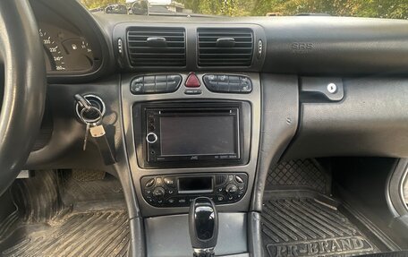 Mercedes-Benz C-Класс, 2003 год, 600 000 рублей, 17 фотография