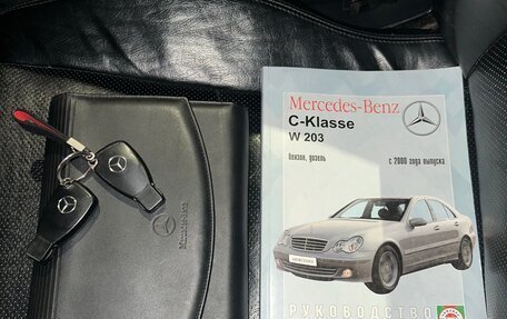 Mercedes-Benz C-Класс, 2003 год, 600 000 рублей, 32 фотография