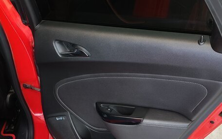 Opel Astra J, 2011 год, 999 000 рублей, 16 фотография