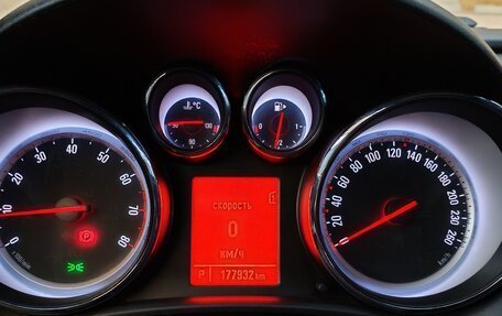 Opel Astra J, 2011 год, 999 000 рублей, 27 фотография