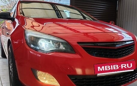 Opel Astra J, 2011 год, 999 000 рублей, 39 фотография