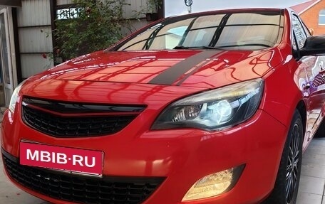 Opel Astra J, 2011 год, 999 000 рублей, 40 фотография