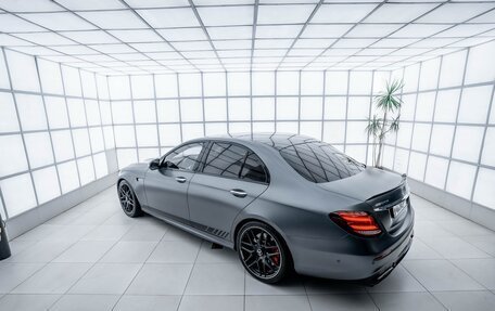 Mercedes-Benz E-Класс AMG, 2018 год, 7 000 000 рублей, 10 фотография