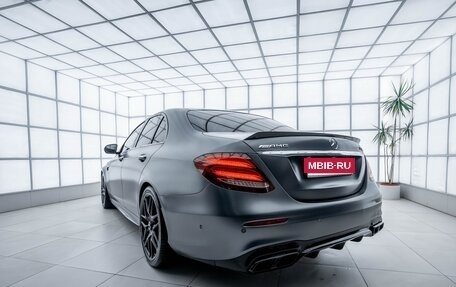 Mercedes-Benz E-Класс AMG, 2018 год, 7 000 000 рублей, 11 фотография