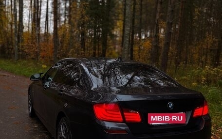 BMW 5 серия, 2011 год, 1 820 000 рублей, 6 фотография