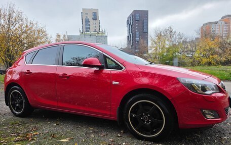 Opel Astra J, 2010 год, 1 050 000 рублей, 12 фотография
