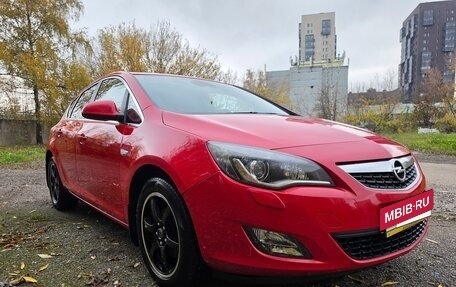 Opel Astra J, 2010 год, 1 050 000 рублей, 13 фотография