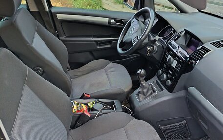 Opel Zafira B, 2011 год, 750 000 рублей, 14 фотография