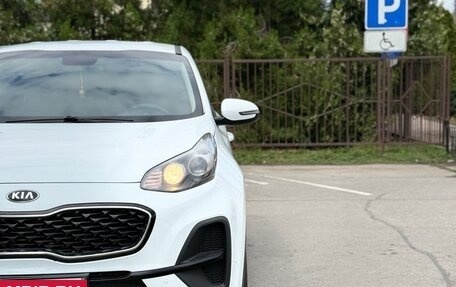 KIA Sportage IV рестайлинг, 2020 год, 2 050 000 рублей, 2 фотография