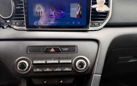 KIA Sportage IV рестайлинг, 2020 год, 2 050 000 рублей, 13 фотография