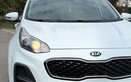 KIA Sportage IV рестайлинг, 2020 год, 2 050 000 рублей, 18 фотография